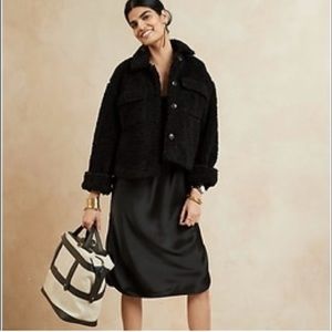 Banana Republic jacket  size SMALL , worn twice :)